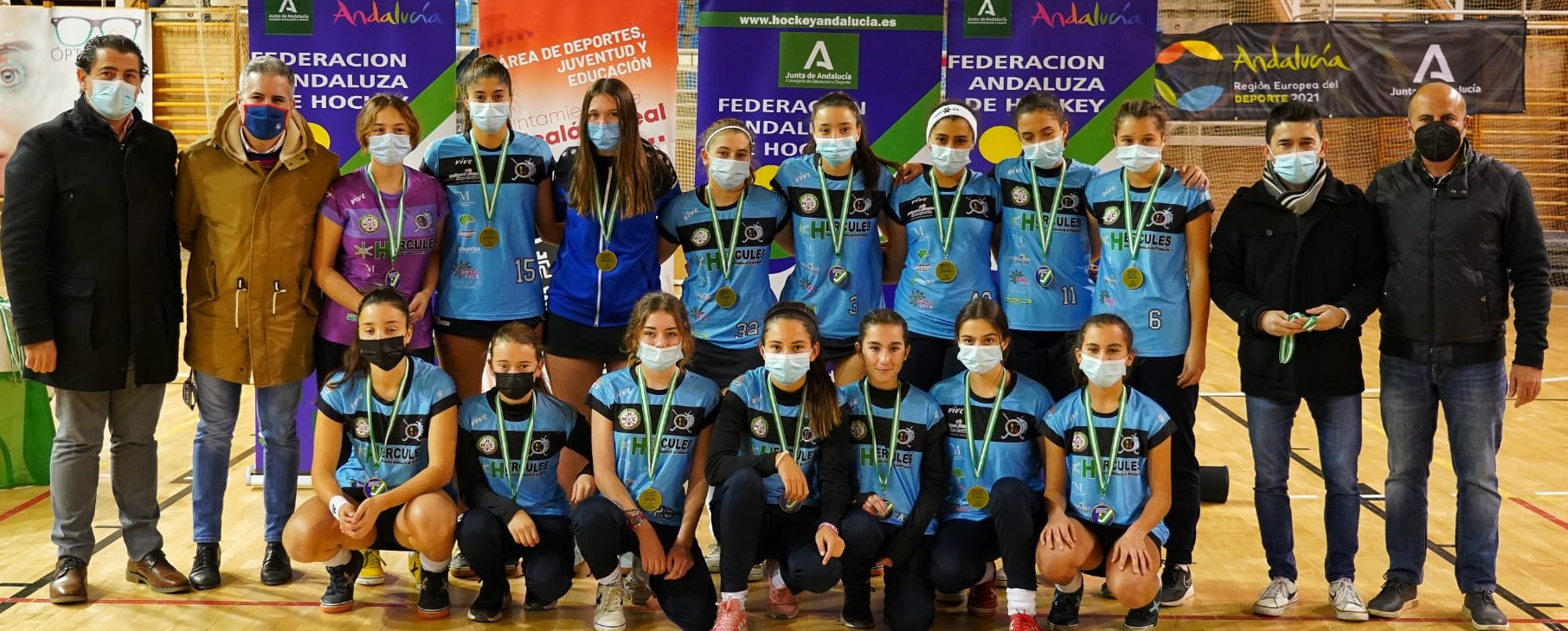 CD Candelaria se proclama CAMPEONAS de ANDALUCÍA CADETE FEMENINO de HOCKEY SALA